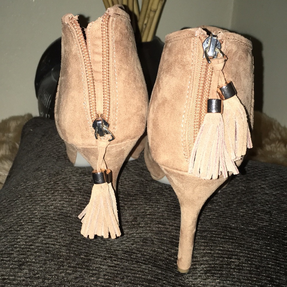 New women’s Madden Girl heels - Picture 3 of 4